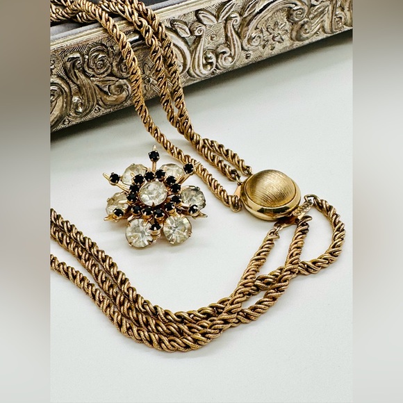 Vintage Box Clasp Rope Necklace & Rhinestone Brooch - Picture 6 of 15